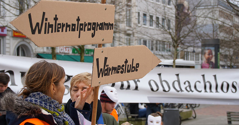 Demonstration für mehr Wohnungslosenhilfe